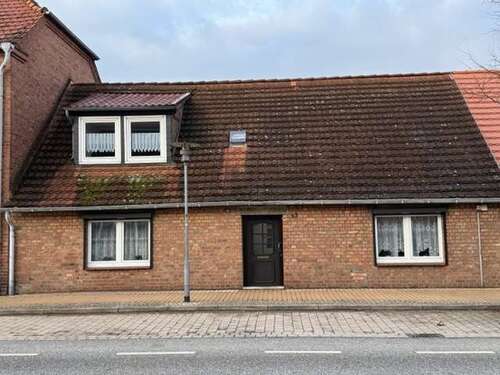 Foto - Haus zum Kaufen in Ludwigslust 150.000,00 € 142000 m²