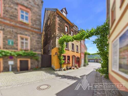 Foto - Haus zum Kaufen in Lieser 275.000,00 € 253 m²