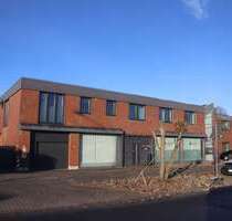 Halle in Lübeck 2.590.000,00 € 1520 m²