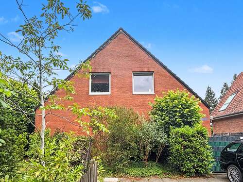 Foto - Haus zum Kaufen in Lübeck 319.000,00 € 177 m²