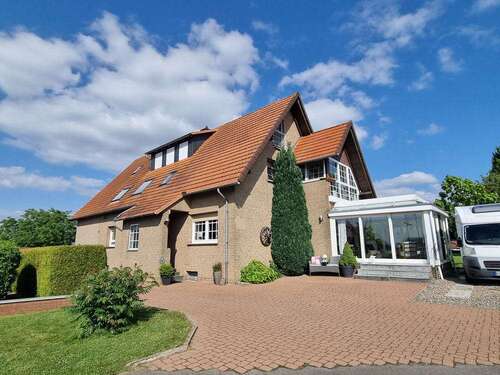 Foto - Haus zum Kaufen in Hille 449.000,00 € 310 m²
