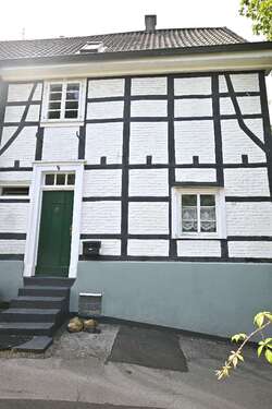 Foto - Haus zum Kaufen in Solingen 169.000,00 € 124 m²