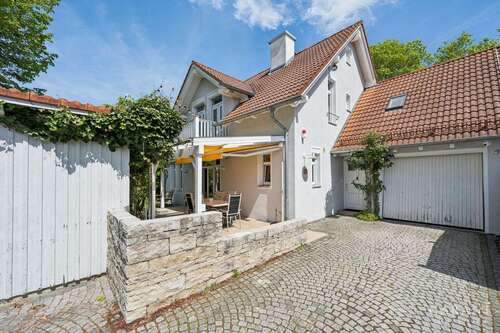 Foto - Haus zum Kaufen in Schöngeising 998.000,00 € 183 m²