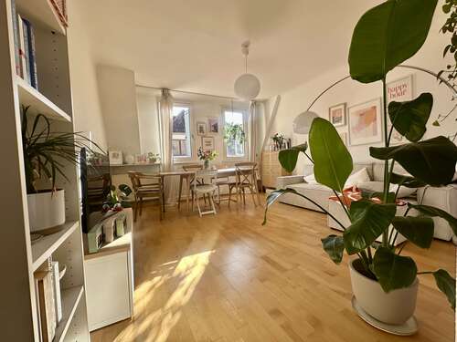 Foto - Wohnung zum Kaufen in Stuttgart 240.000,00 € 55 m²
