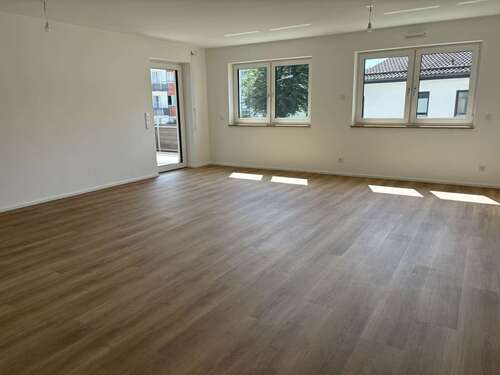 Foto - Wohnung zum Mieten in Rosenheim 1.165,00 € 66.43 m²