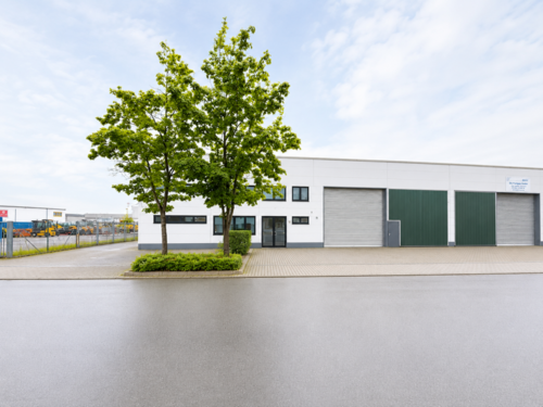 Foto - Halle in Langenfeld 4.400,00 € 450 m²