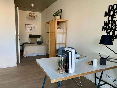 Foto - Wohnung zum Mieten in Berlin 380,00 € 24.14 m²