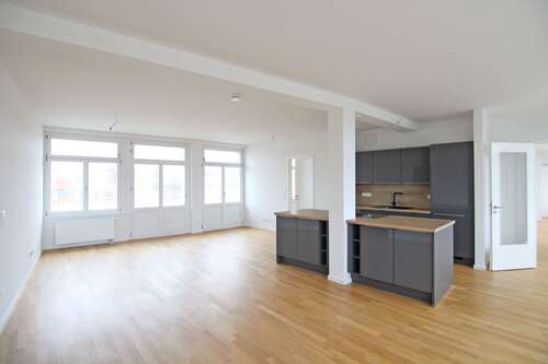 Foto - Wohnung zum Mieten in Wustermark 2.160,00 € 160.36 m²