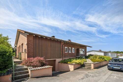 Foto - Haus zum Kaufen in Hungen 400.000,00 € 190 m²