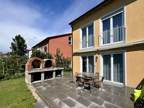 Foto - Haus zum Kaufen in Neutraubling 605.000,00 € 120 m²