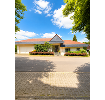 Haus zum Kaufen in Idstein 690.000,00 € 385 m²