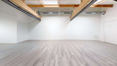 Foto - Halle in Berlin 16.590,64 € 975.92 m²