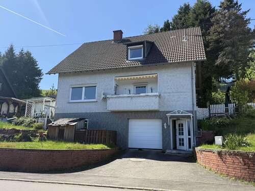 Foto - Haus zum Kaufen in Deudesfeld 149.000,00 € 141 m²