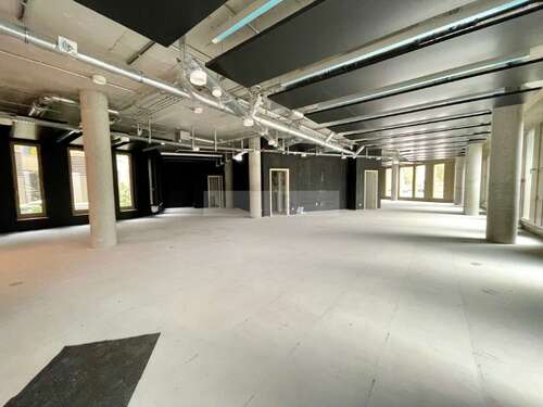 Foto - Einzelhandel in Berlin 5.824,50 € 353 m²