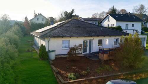 Foto - Haus zum Kaufen in Ehringshausen 580.000,00 € 170 m²