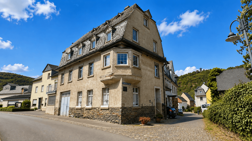 Foto - Haus zum Kaufen in Pünderich 120.000,00 € 180 m²