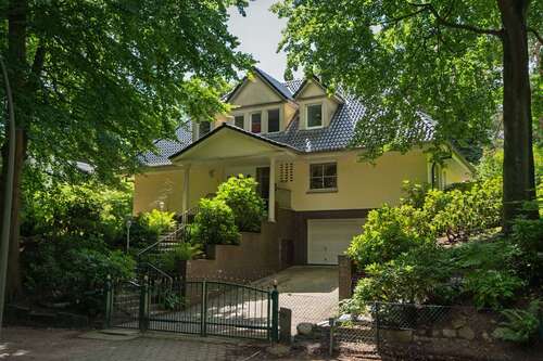 Foto - Haus zum Kaufen in Hamburg 1.490.000,00 € 242 m²