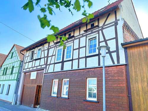 Foto - Haus zum Kaufen in Niederdorla 98.499,00 € 199 m²