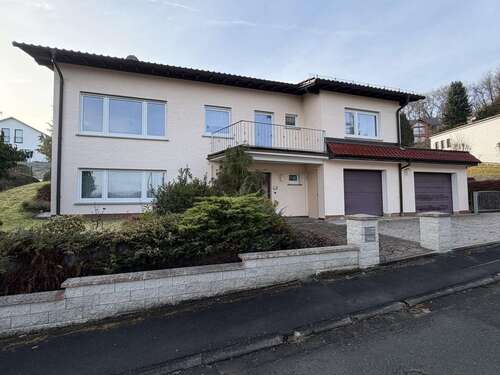 Foto - Haus zum Kaufen in Weilrod 540.000,00 € 170 m²