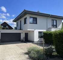 Haus zum Kaufen in Berlin 1.390.000,00 € 198 m²
