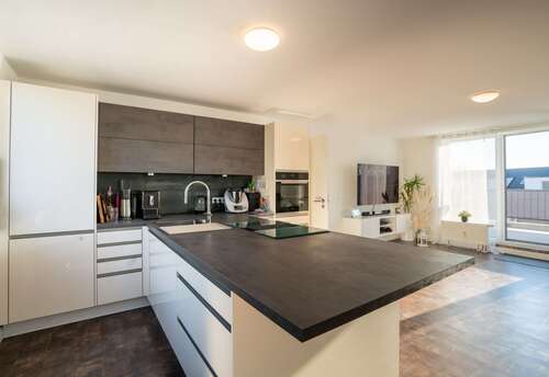 Foto - Wohnung zum Kaufen in Düsseldorf 245.000,00 € 107 m²