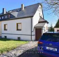 Haus zum Kaufen in Oelsnitz 135.000,00 € 124.05 m²