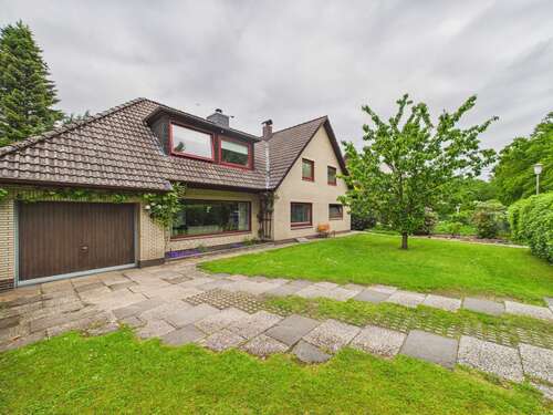 Foto - Haus zum Kaufen in Ammersbek 642.500,00 € 179.9 m²