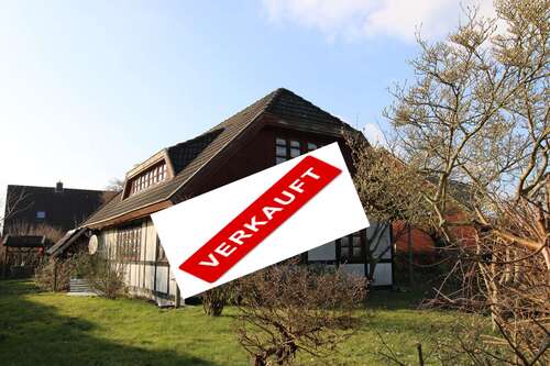 Foto - Haus zum Kaufen in Weener 180.000,00 € 138 m²