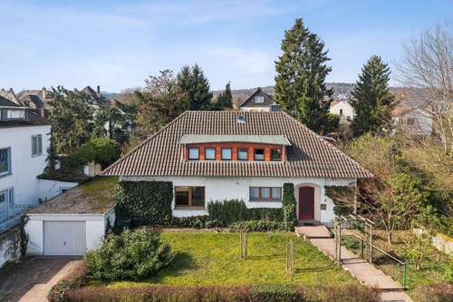 Foto - Haus zum Kaufen in Butzbach 585.000,00 € 216 m²