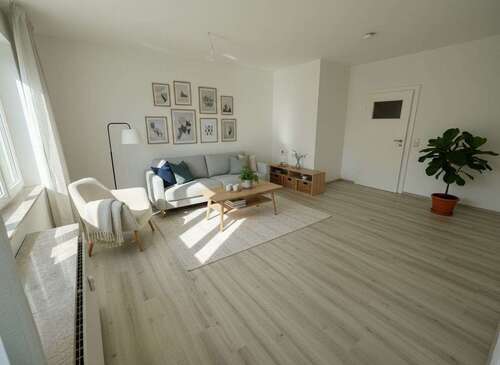 Foto - Wohnung zum Mieten in Glauchau 470,00 € 75.16 m²
