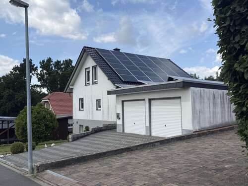 Foto - Haus zum Kaufen in Nieheim 290.000,00 € 151.91 m²