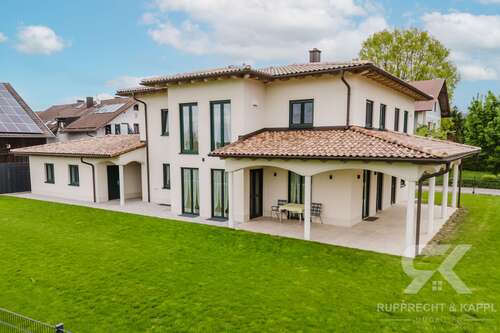 Foto - Haus zum Kaufen in Schönthal 619.000,00 € 290 m²