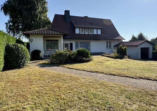 Foto - Haus zum Kaufen in Detmold Hiddesen 375.000,00 € 214 m²