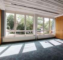 Büro in Essen 2.450,00 € 561.6 m²