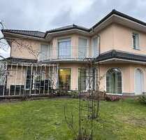 Haus zum Kaufen in Birkenwerder 1.300.000,00 € 250 m²