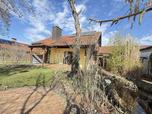 Foto - Haus zum Kaufen in Fridolfing 560.000,00 € 138.76 m²