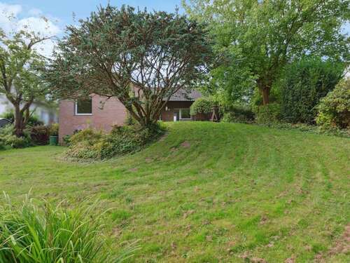 Foto - Haus zum Kaufen in Wachtberg 590.000,00 € 260 m²