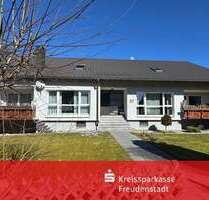 Wohnung zum Kaufen in Freudenstadt 225.000,00 € 80.89 m²