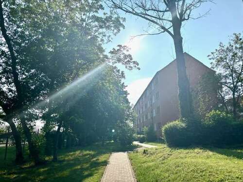 Foto - Wohnung zum Mieten in Weißenfels 420,00 € 59.91 m²