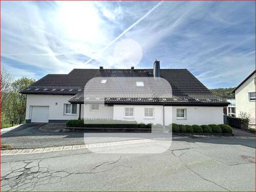 Foto - Haus zum Kaufen in Untersteinach 499.000,00 € 310 m²