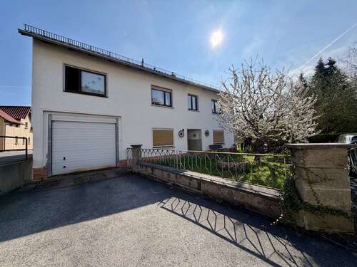 Foto - Haus zum Kaufen in Neustadt bei Coburg 269.000,00 € 217 m²