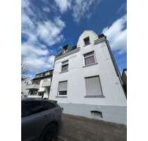 Haus zum Kaufen in Essen 310.000,00 € 202.51 m²