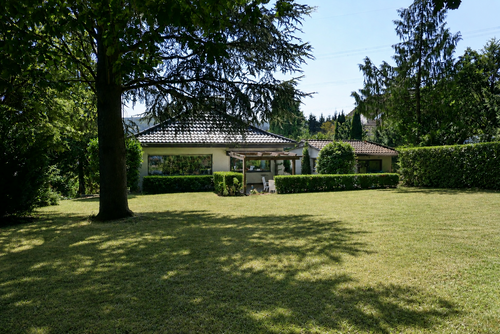 Foto - Haus zum Kaufen in Niedernhausen 690.000,00 € 145 m²