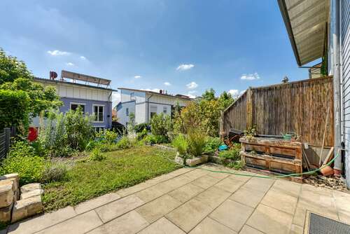 Foto - Haus zum Kaufen in Stuttgart-ZuffenhausenZazenhausen 600.000,00 € 127.9 m²