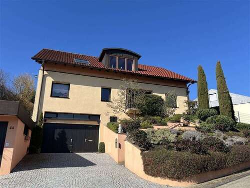 Foto - Haus zum Kaufen in Bruchsal 895.000,00 € 306 m²