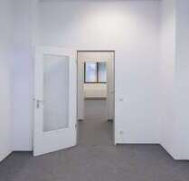 Büro in Berlin 950,00 € 18 m² - 950,00&nbsp;EUR Kaltmiete, ca.&nbsp; 18,00&nbsp;m&sup2; in Berlin (PLZ: 10317)