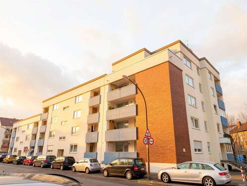 Foto - Wohnung zum Kaufen in Köln 245.000,00 € 62 m²
