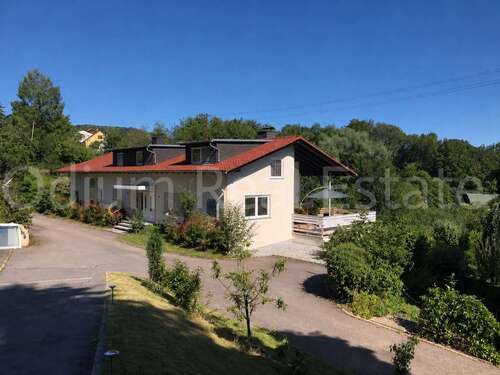 Foto - Haus zum Kaufen in Heiligkreuzsteichnach 695.000,00 € 345 m²