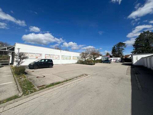 Foto - Einzelhandel in Friedberg 3.400,00 € 200 m²