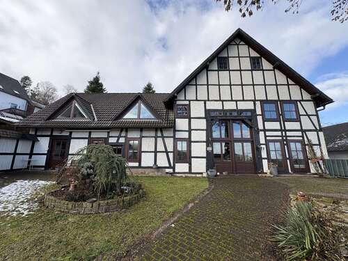 Foto - Haus zum Kaufen in Marsberg Oesdorf 229.000,00 € 205 m²